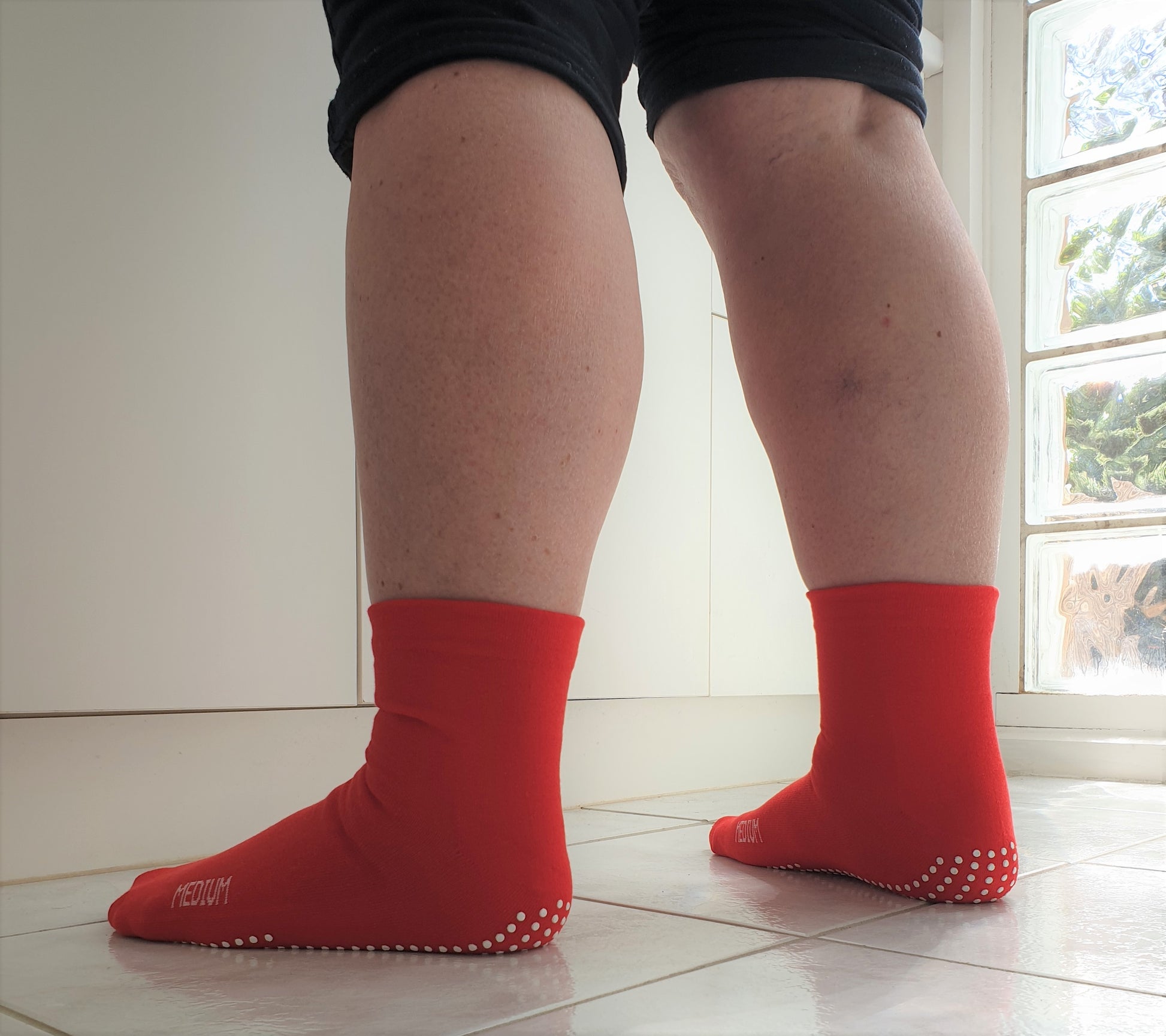 Gripperz Maxi Hospital Socks - Non Slip - Diabetic Safe - Red - Large •  Able Medilink